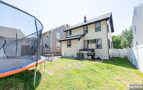44 South St, Ridgefield Park NJ  07660-2222 exterior
