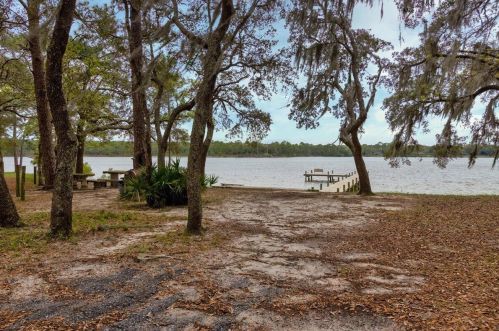 19 North Dr, Shalimar FL  32579-1017 exterior