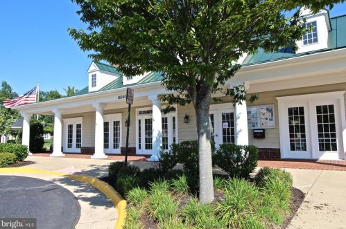16143 Woodley Hills Rd, Haymarket VA  20169-4941 exterior