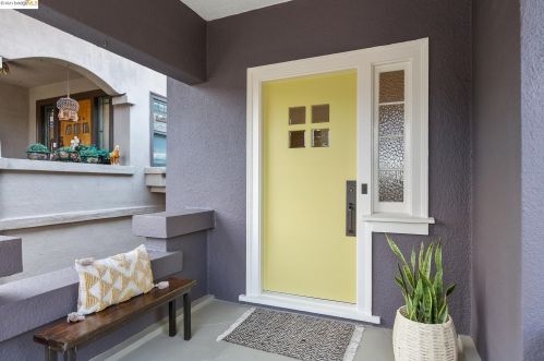 335 Glendale Ave, Oakland, CA 94618-1013