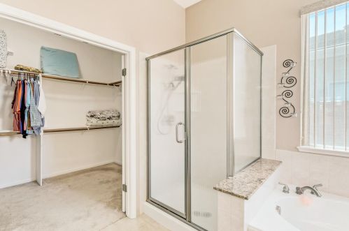 9247 Brown Rd, Elk Grove CA  95624-3917 exterior