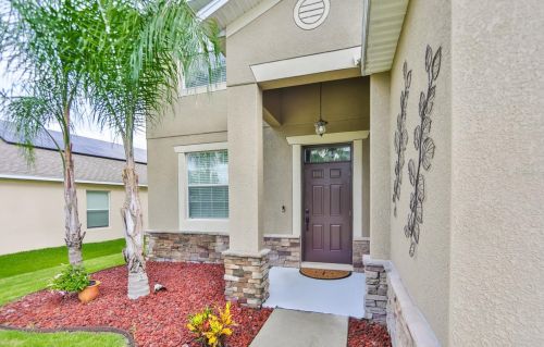 1218 Oak Pond St, Ruskin, FL 33570-7974