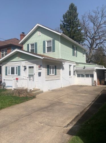 821 California Ave, Oakmont, PA 15139-1308