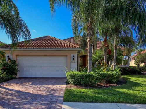 8486 Deimille Ct, Naples FL  34114-2710 exterior