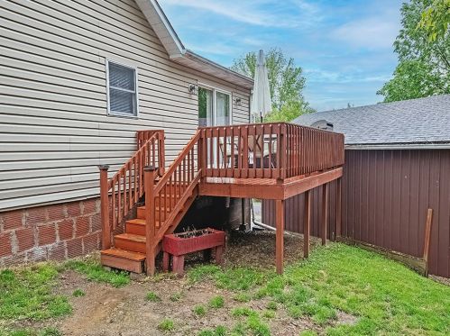 334 South St, Evans City PA  16033-1121 exterior