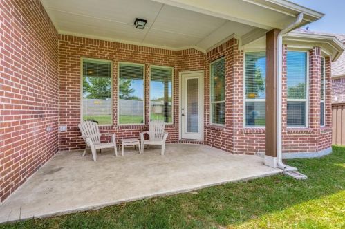 954 Beverly Ln, Allen TX  75013-5717 exterior