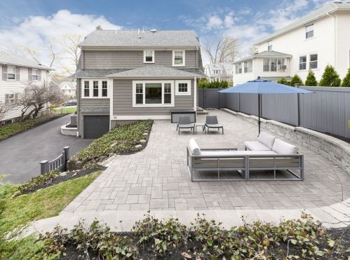 22 Avondale Rd, Newton, MA 02459-1619