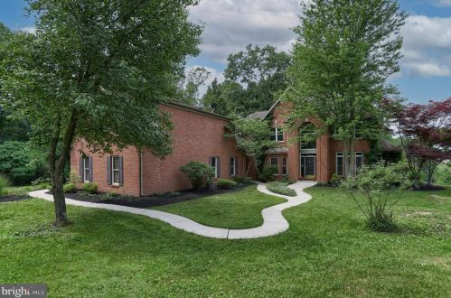 462 Blue Mountain Pkwy, Harrisburg, PA 17112-9628