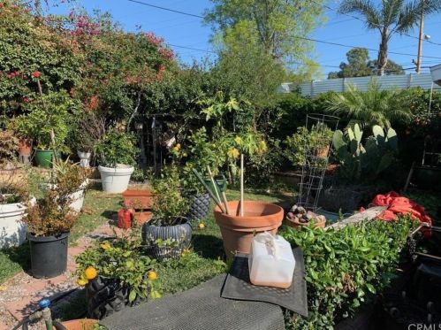 539 182nd St, Long Beach, CA 90746-1850