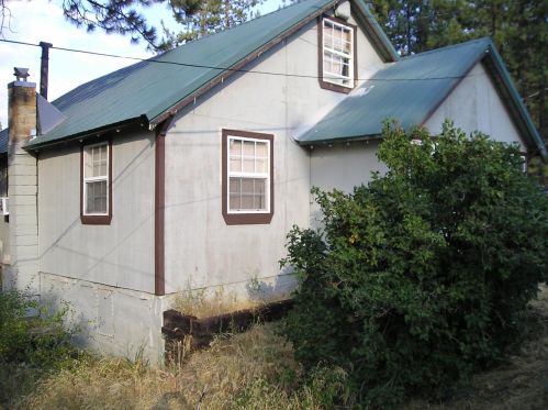 381 Utah St, Portola CA  96122-9521 exterior