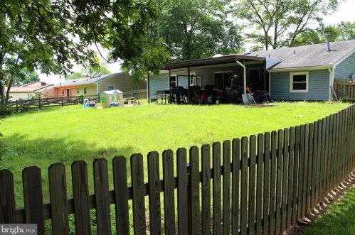 119 Winewood Dr, Locust Grove, VA 22508-3027