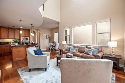 2759 Bainbridge Rd, San Diego, CA 92106-6070