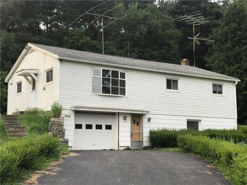 3881 Mills Rd, Bath, NY 14810-7531