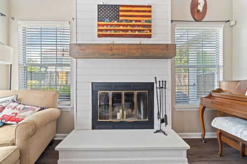 1927 Patrician Way, Fort Walton Beach FL  32547-1036 exterior