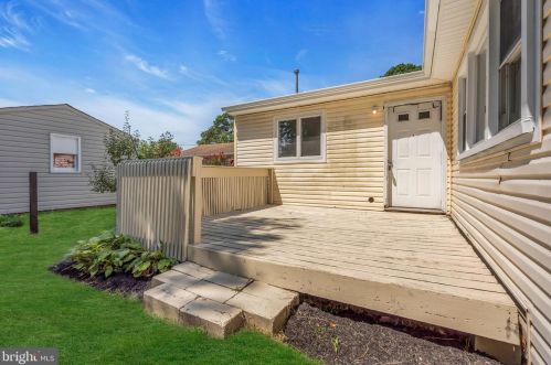 207 Piute Trl, Browns Mills NJ  08015-6125 exterior