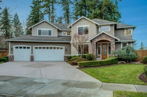 8614 198 St, Bothell WA  98012-7606 exterior
