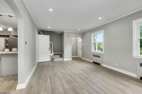 219 Holland Rd, South Orange NJ  07079-2713 exterior