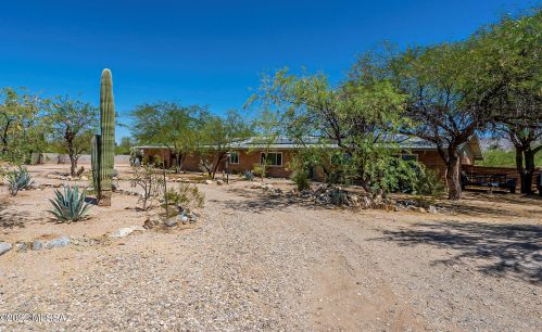 10401 Flintlock Trl, Tucson, AZ 85749-9541