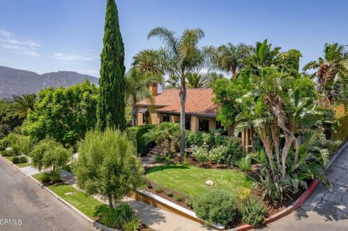 512 8th St, Santa Paula, CA 93060-1607
