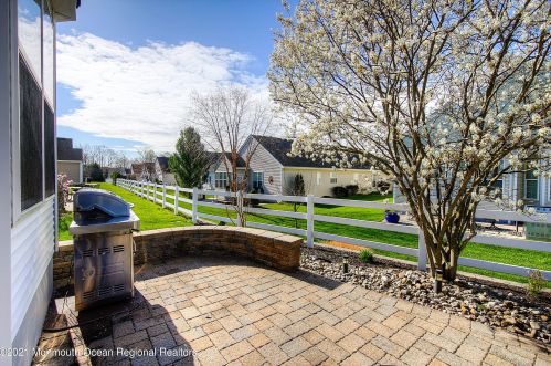45 Marlow Dr, Jackson Twp NJ  08527-4680 exterior