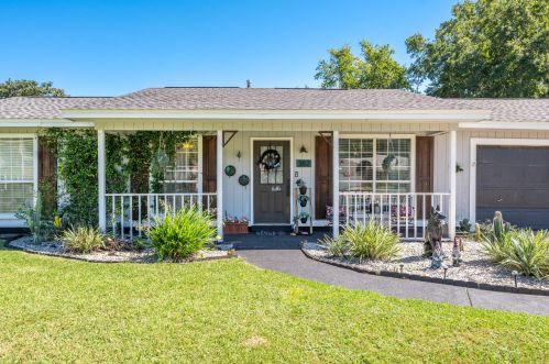382 Echo Cir, Fort Walton Beach, FL 32548-6326