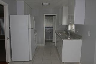 5709 Walnut St, Oakland CA  94605-1050 exterior