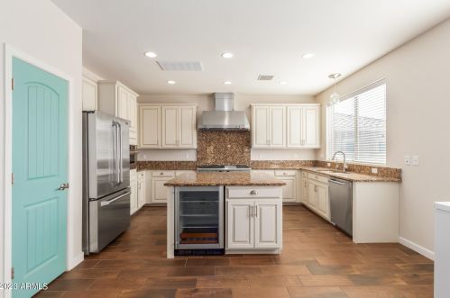 4930 Leisure Way, Gilbert, AZ 85298-0649