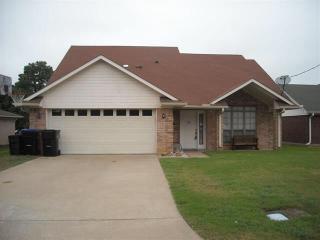 1707 Loring Ln, Longview TX  75604-4426 exterior