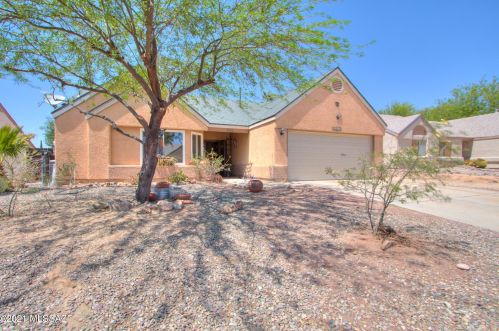 4400 Rock Wood Dr, Tucson, AZ 85741