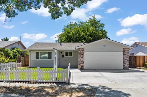 2741 El Vista Way, San Jose, CA 95148-2011