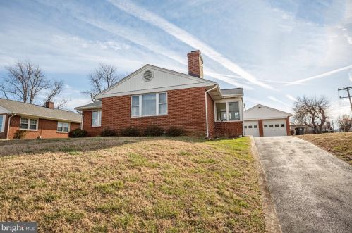 3010 Fall Hill Ave, Fredericksburg, VA 22401-3046