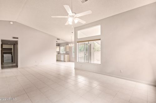 1528 Indian Wells Dr, Chandler AZ  85249-4066 exterior