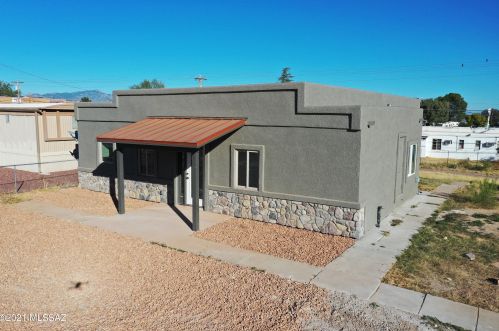 750 5th St, Mescal, AZ 85602-6417