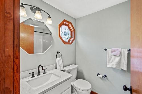 425 8 St, Oakmont PA  15139-1301 exterior