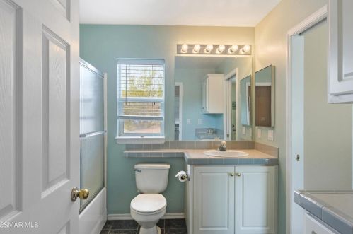 142 Pueblo Ln, Topanga CA  exterior