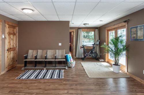 8784 Mogensen Shores Rd, Brainerd MN  56401-1384 exterior
