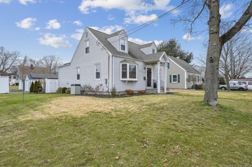 116 Shawmut Ave, North Haven, CT 06473-2628