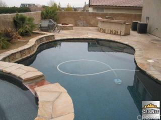 4325 Club Vista Dr, Palmdale CA  93551-5659 exterior