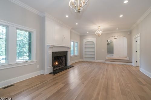 71 Llewellyn Rd, Montclair NJ  07042-2030 exterior