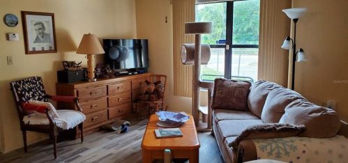 13044 Midvale Ave, New Port Richey FL  34654-4052 exterior