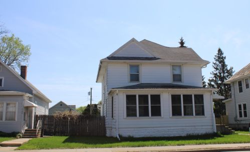 1542 George St, La Crosse, WI 54603-2217