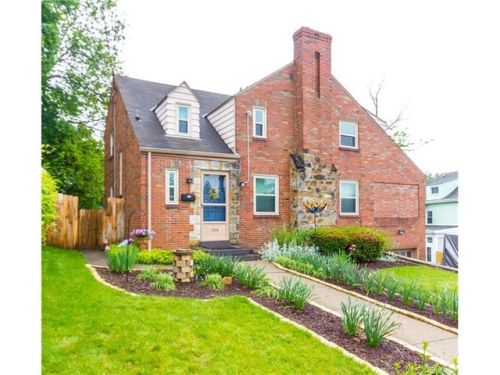 706 Sampson St, Monongahela, PA 15063-2231