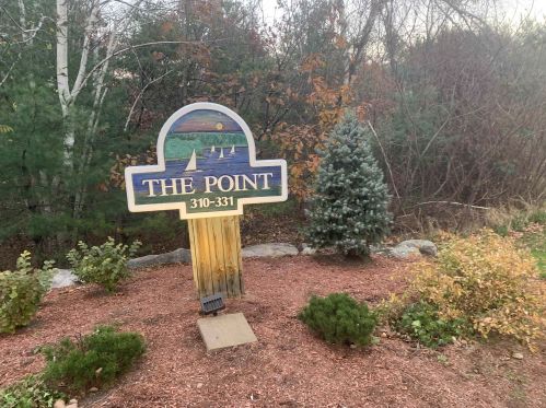 329 Winding Pond Rd, Londonderry, NH 03053-3399