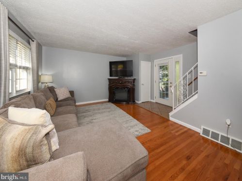 1907 Fleming Ave, Willow Grove PA  19090-3018 exterior