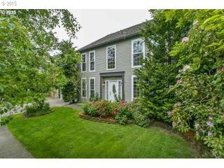 5205 Greenwood Cir, Tualatin OR  97062-8748 exterior