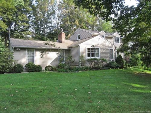 172 Tackora Trl, Ridgefield, CT 06877-2414