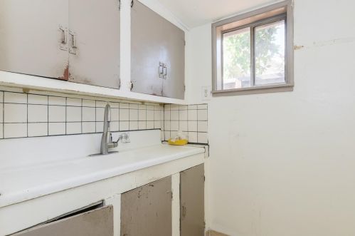 455 12 St, San Jose CA  95112-2231 exterior