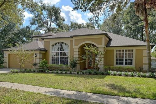 450 Chinahill Ct, Apopka, FL 32712-2813