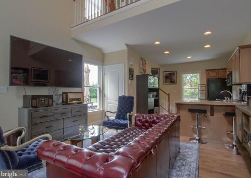 4205 Prosperous Dr, Harrisburg PA  17112-6038 exterior