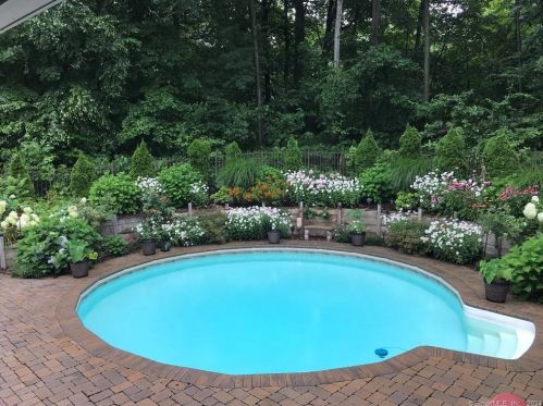 200 Carmen Hill Rd, Northville, CT 06776-4738